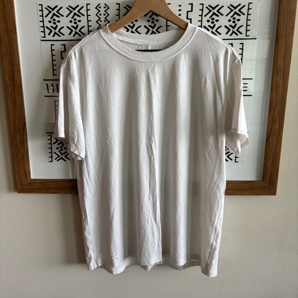 Lululemon Short Sleeve‎ Tee